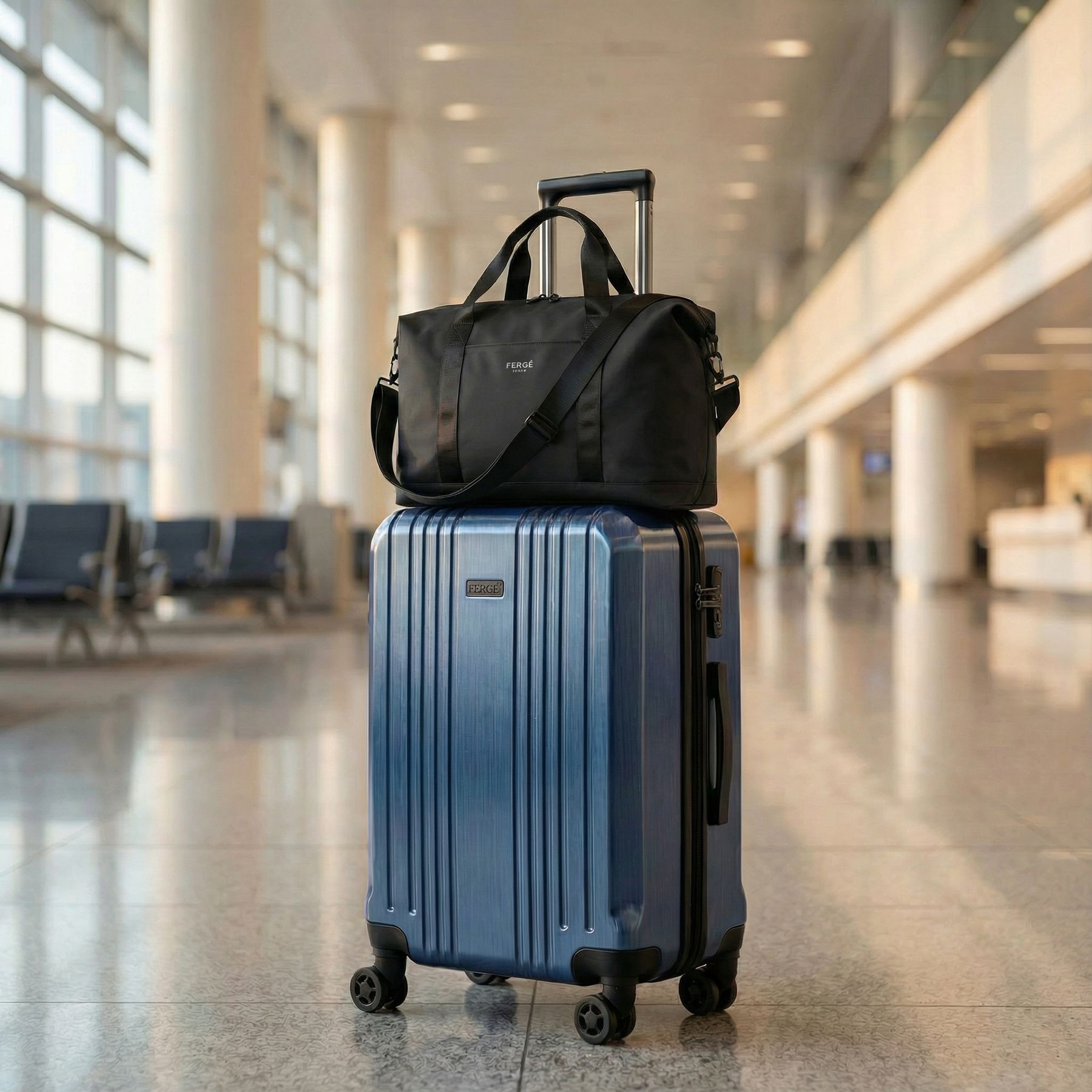 Cannes 5set Hartschalenkoffer In Use Dunkelblau