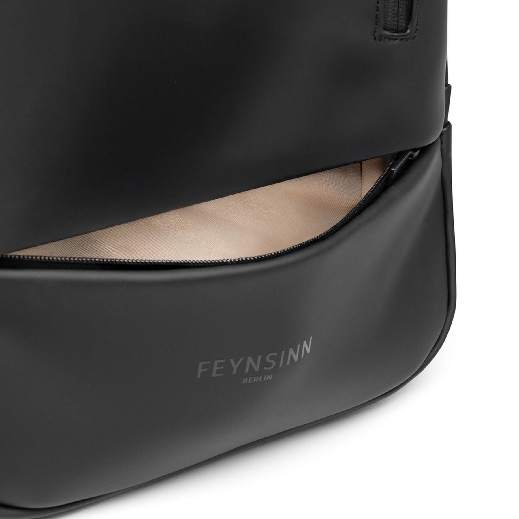 DAG Backpack Black Detail 1