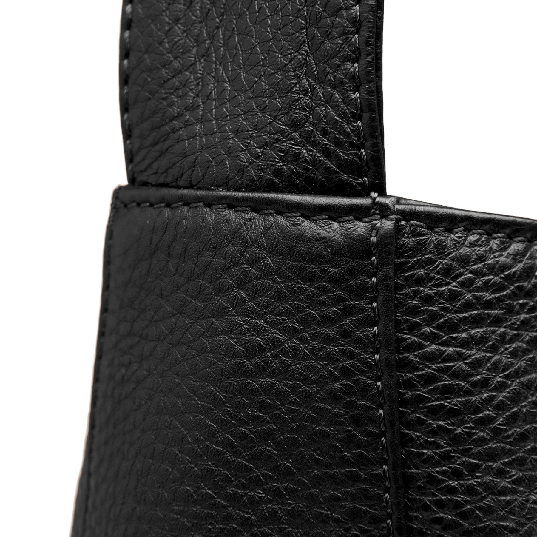 NOE Hobo Bag Rambler schwarz Details