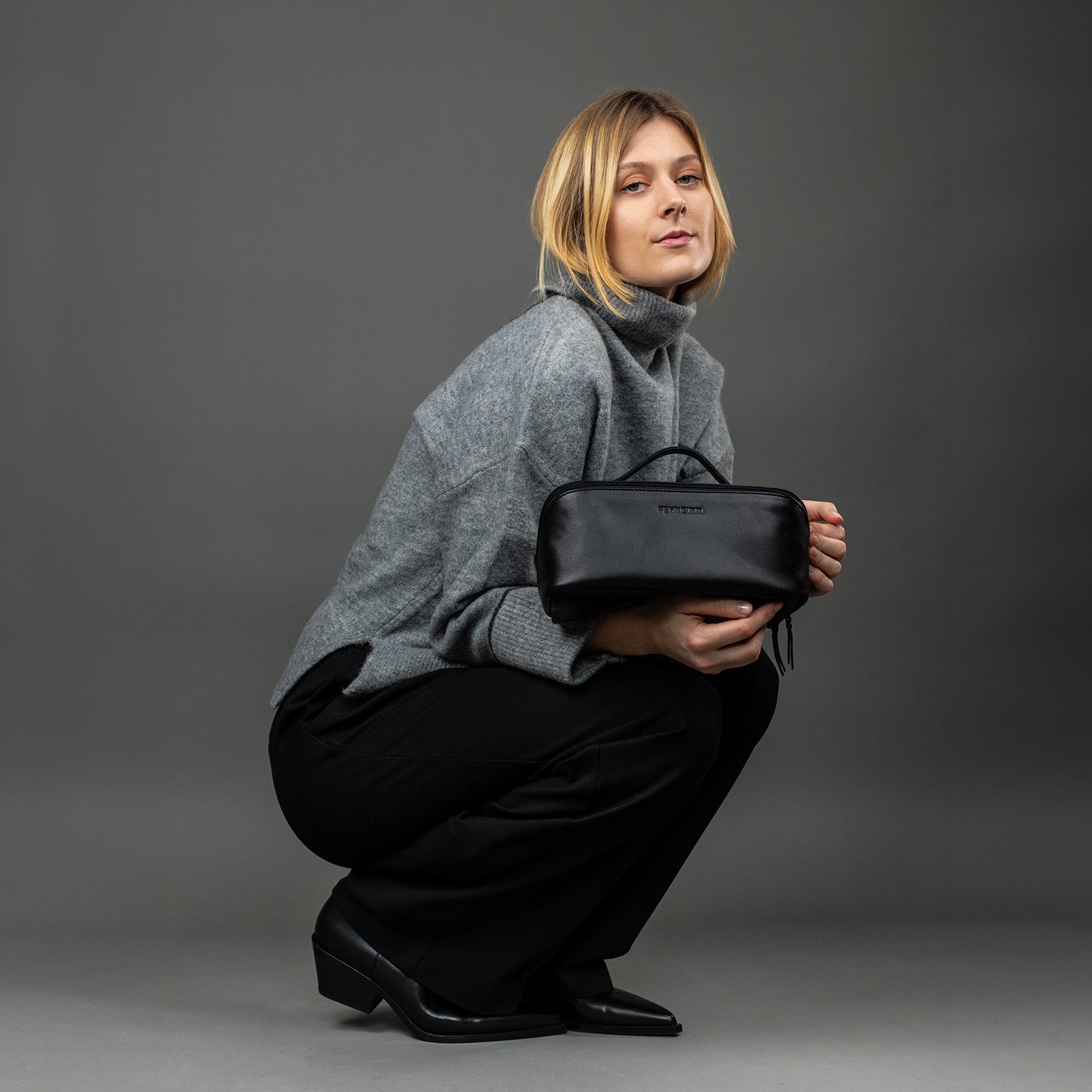 FEYNSINN Kulturtasche Leder BO schwarz Kulturbeutel 44338