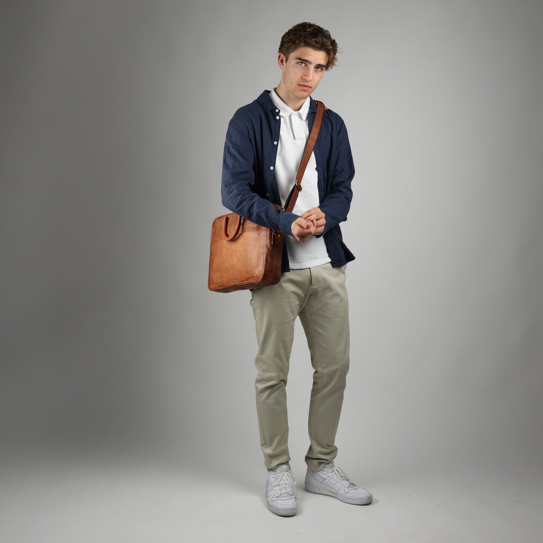 SID & VAIN Laptoptasche Leder CEDAR hellbraun Umhängetasche 45479