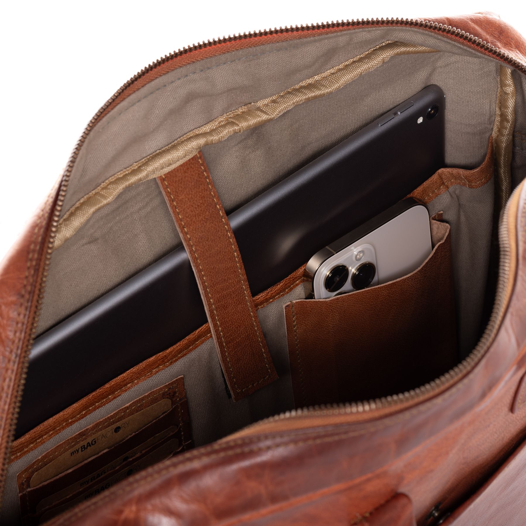 SID & VAIN Laptoptasche Leder CEDAR chestnut 41964