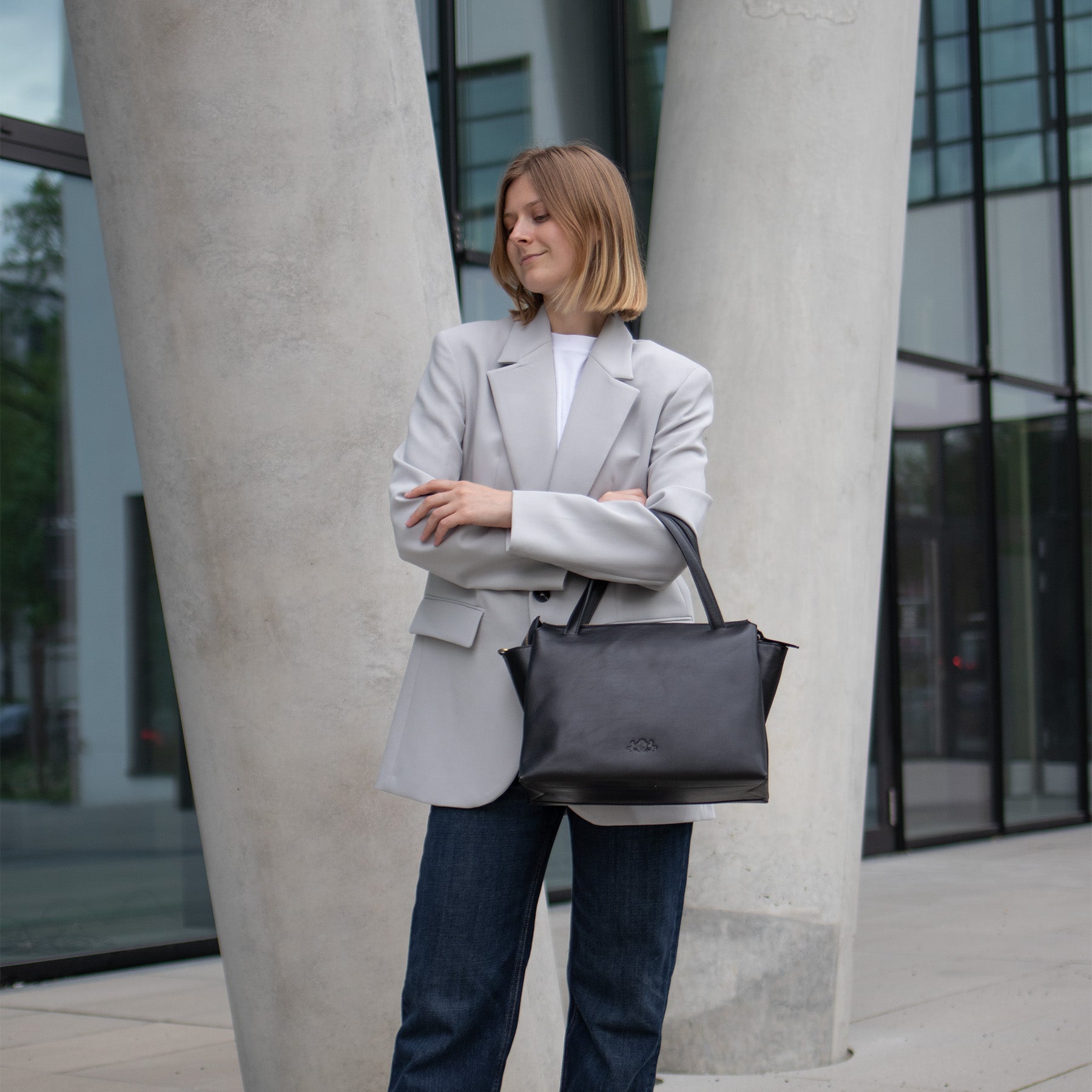 SID & VAIN Handtasche Leder ATLANTA hellbraun schwarz 38906