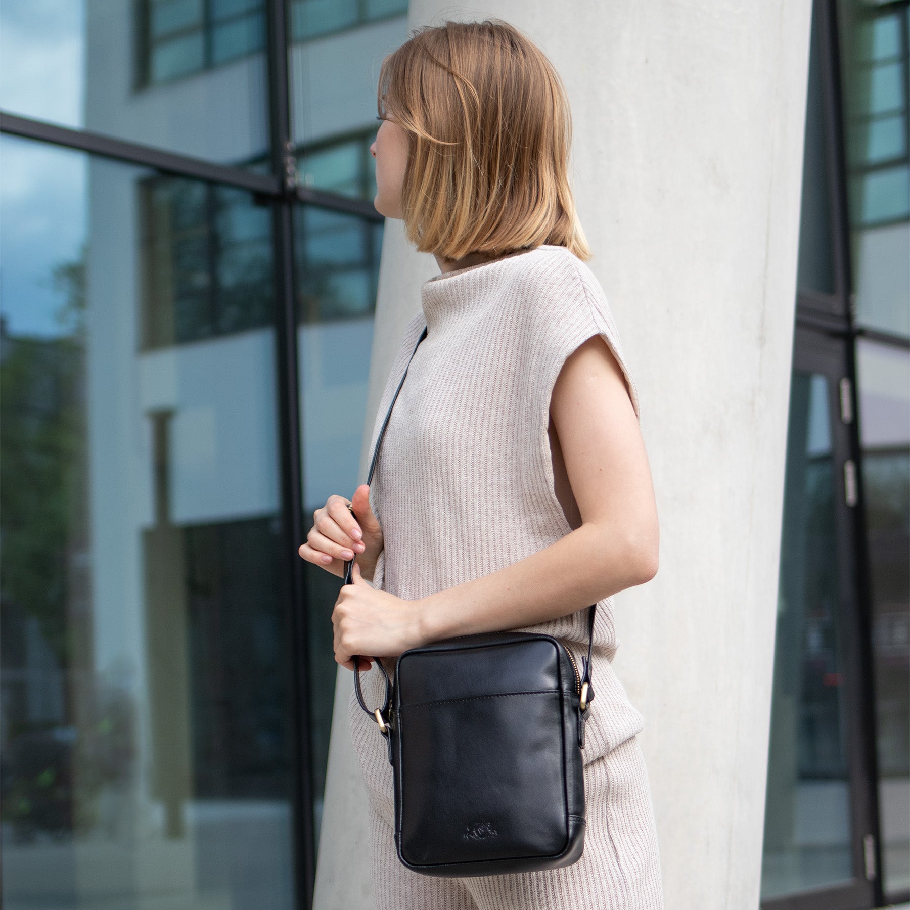 SID & VAIN Umhängetasche Leder DUBLIN braun oder schwarz 39006