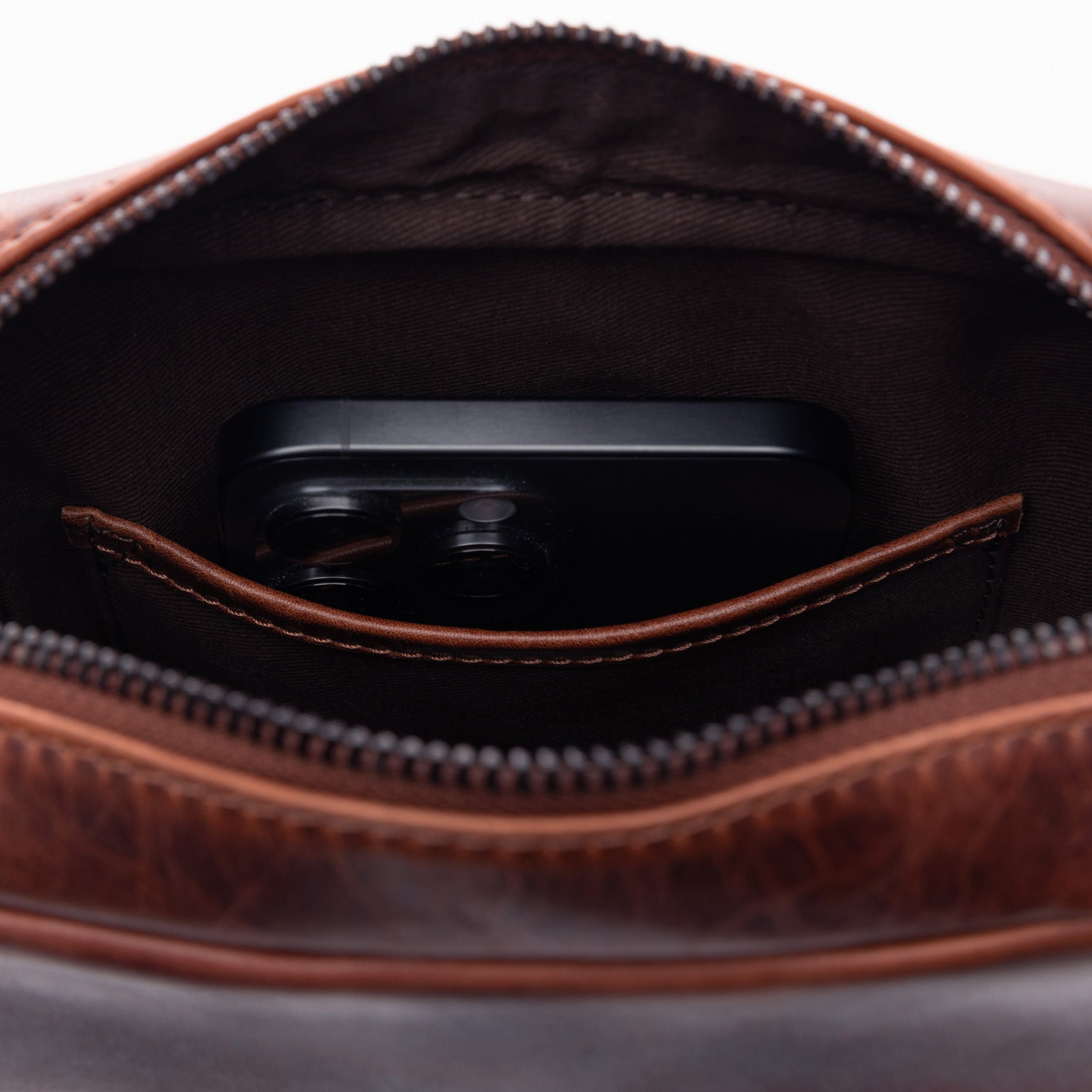 SID & VAIN Umhängetasche Leder DUBLIN braun oder schwarz 45716