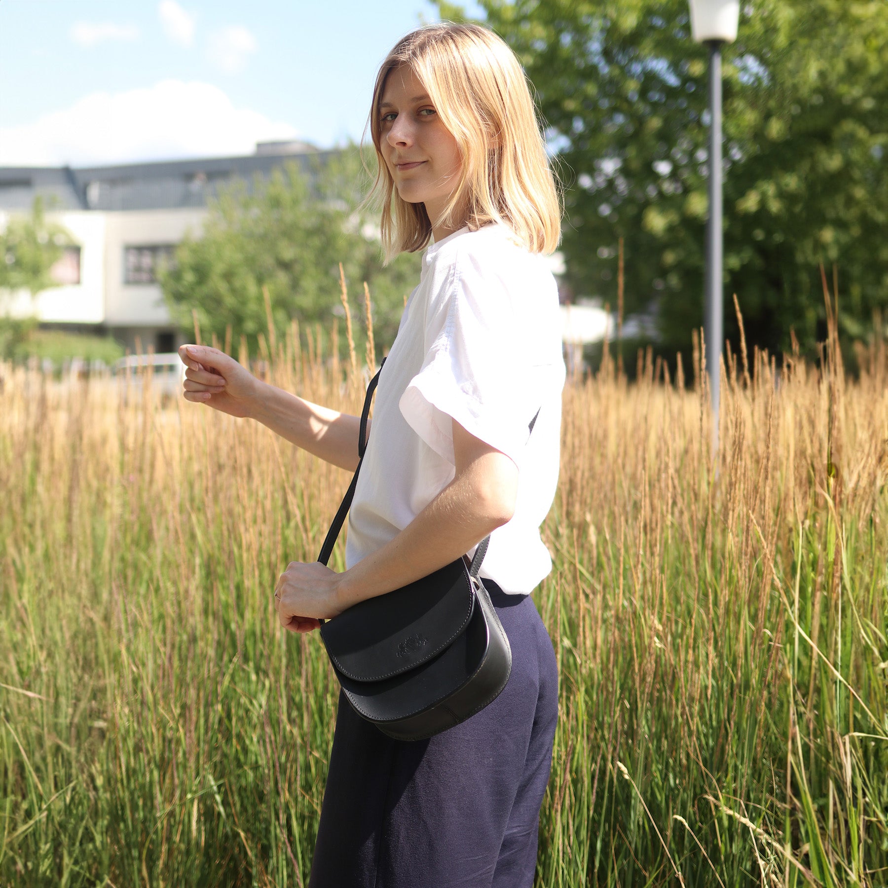 SID & VAIN Schultertasche Leder TRISH versch. Farben Größen Handtasche Leder 45