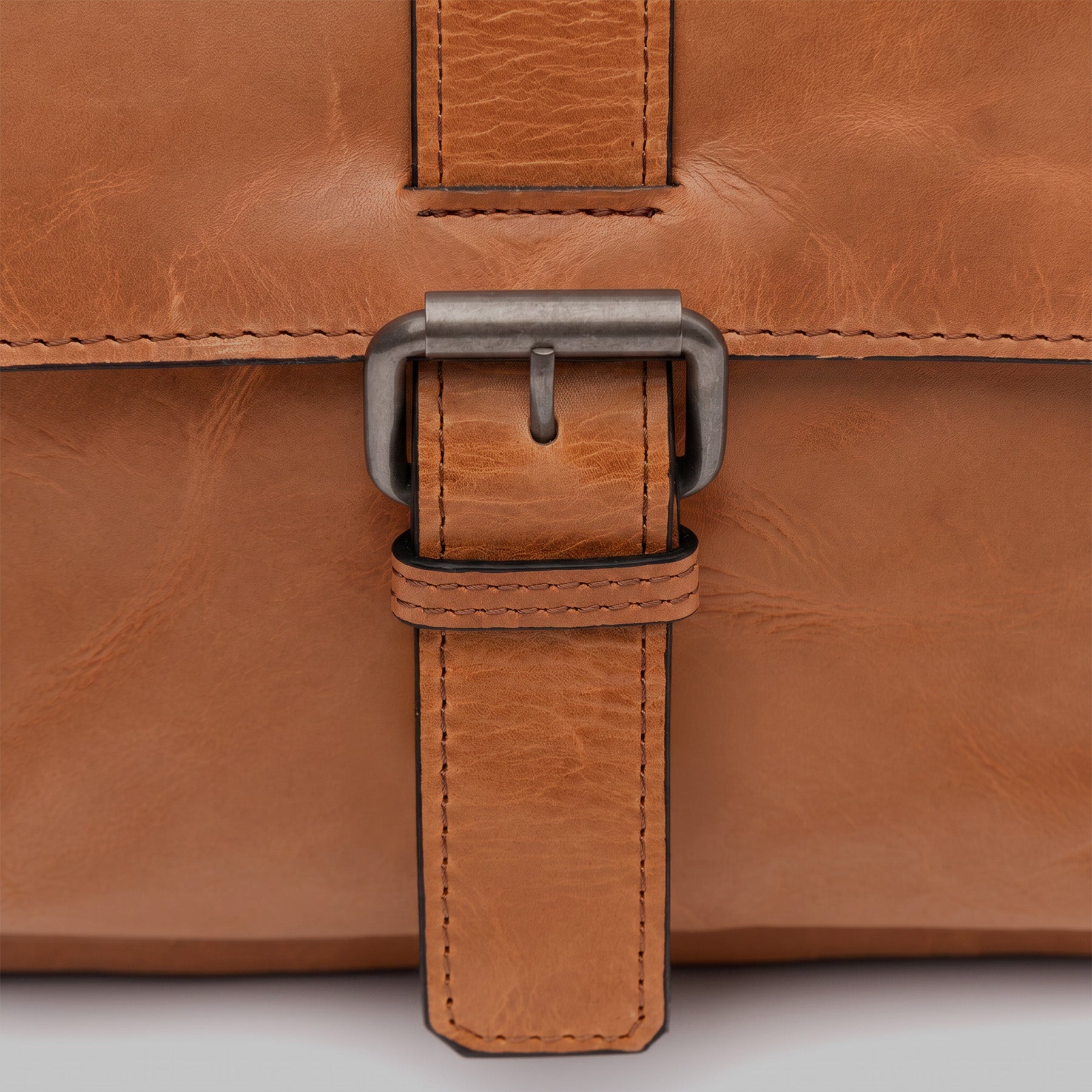 Graham Ledertasche Postbag hellbraun Verschluss
