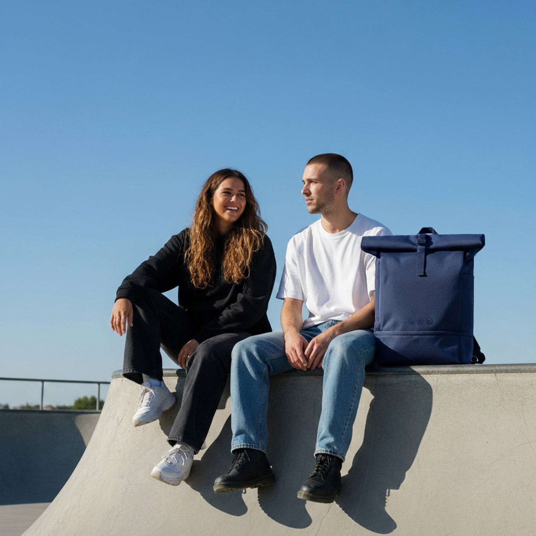 Rolltop Rucksack gross - Backpack SONS OF ALOHA Laptop-Fach Schuh-Fach