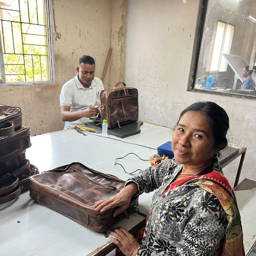 Produktion in Indien Familienbetrieb echte Handarbeit