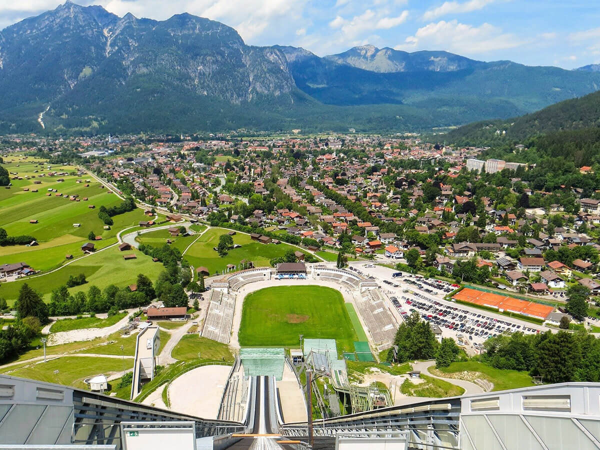 Foto der Skisprungschanze in Garmisch Partenkirchen