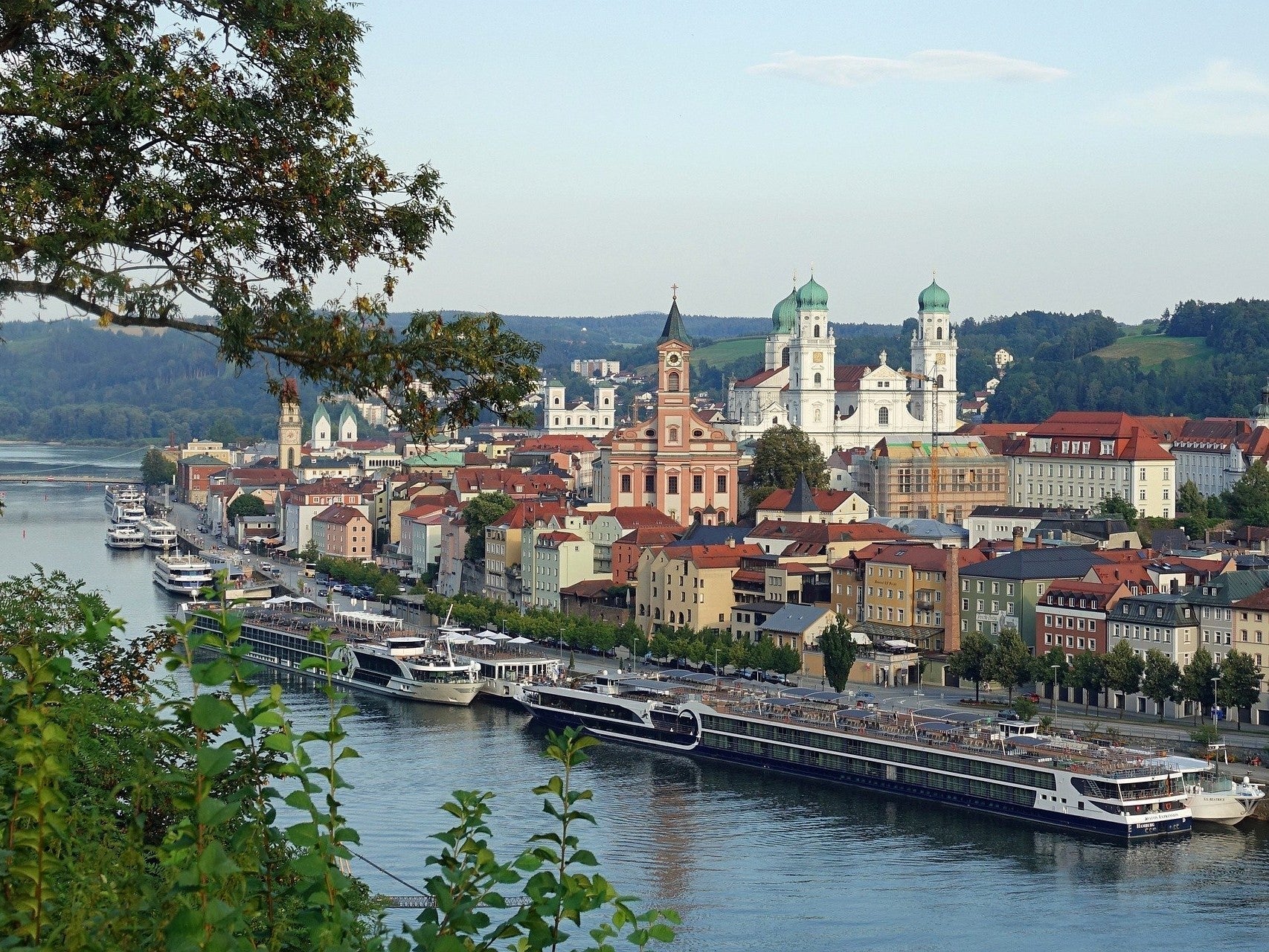 Foto der Altstadt Passaus und anliegendem Fluss