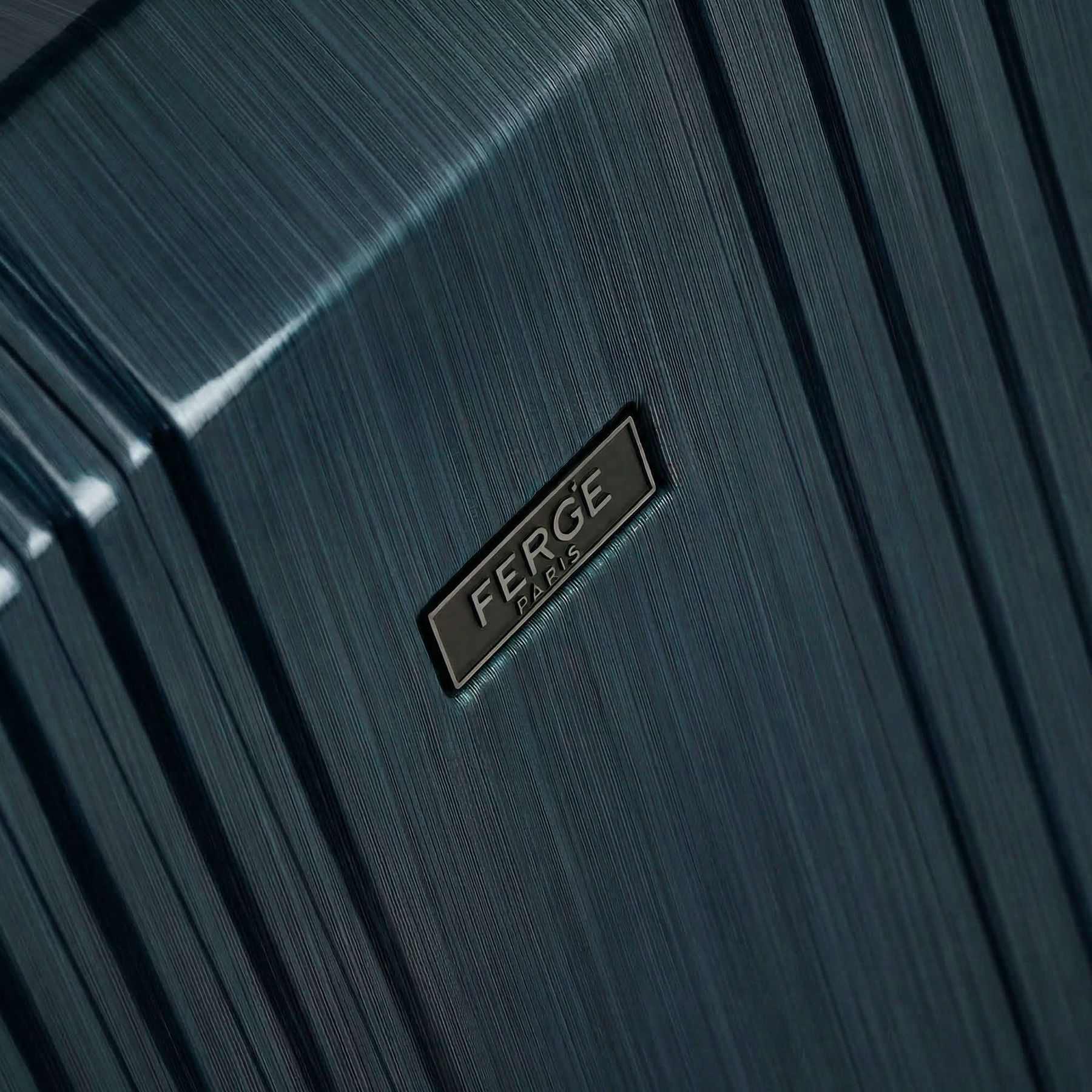 Cannes-XL-Petrol-CloseUp