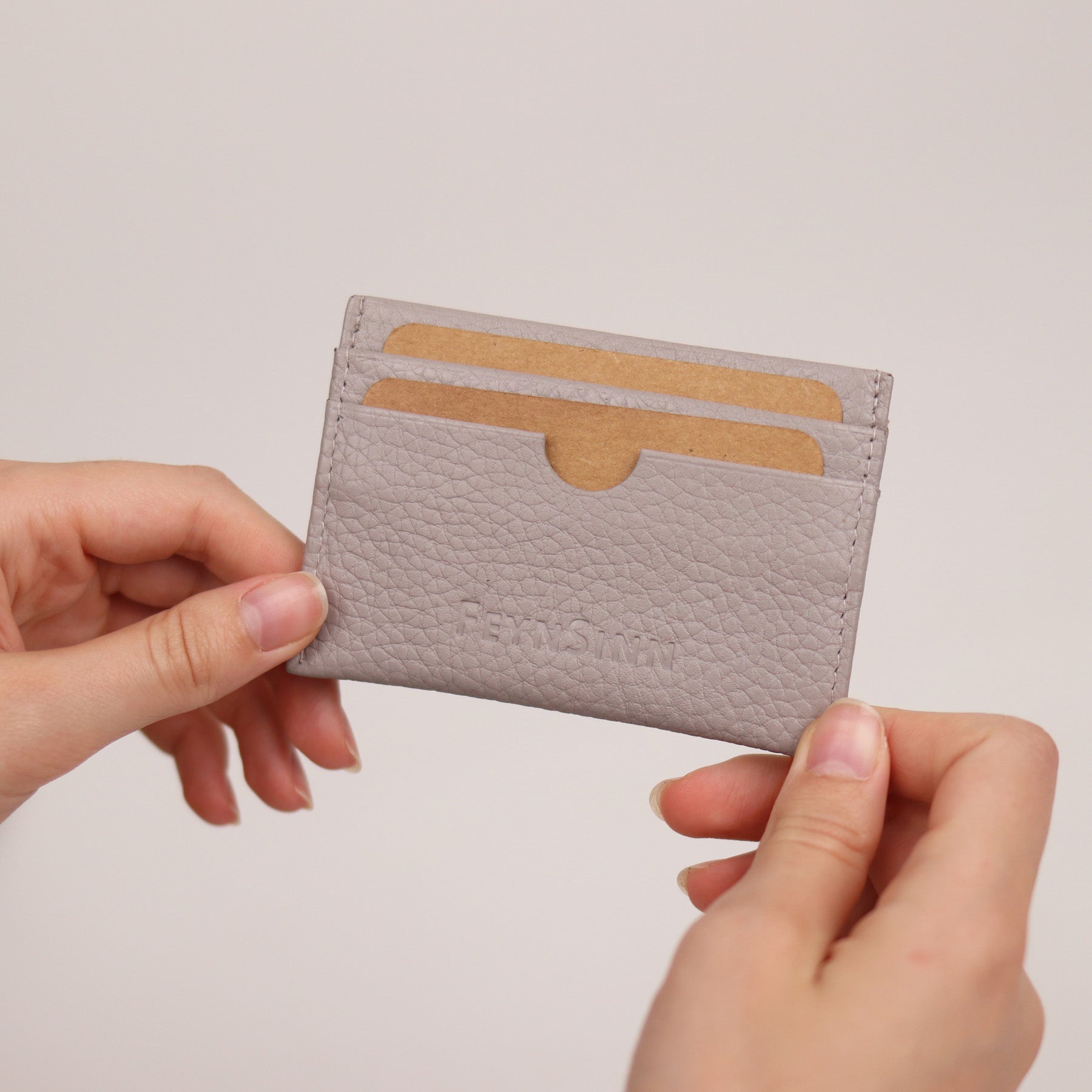 FEYNSINN BERLIN Kartenhalter Leder klein ADA schwarz 41990