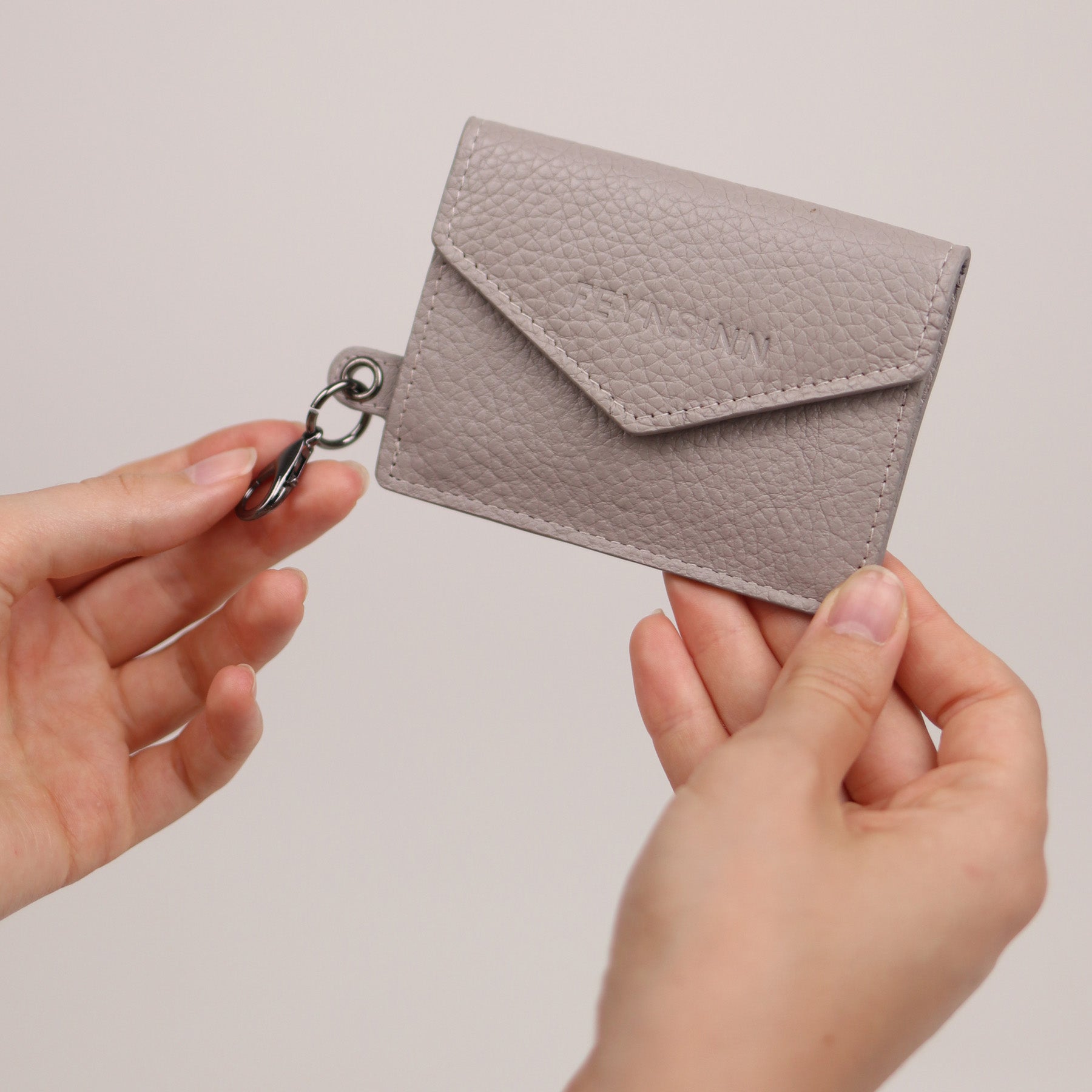 FEYNSINN BERLIN Kartenhalter Leder klein NOVA schwarz 42022