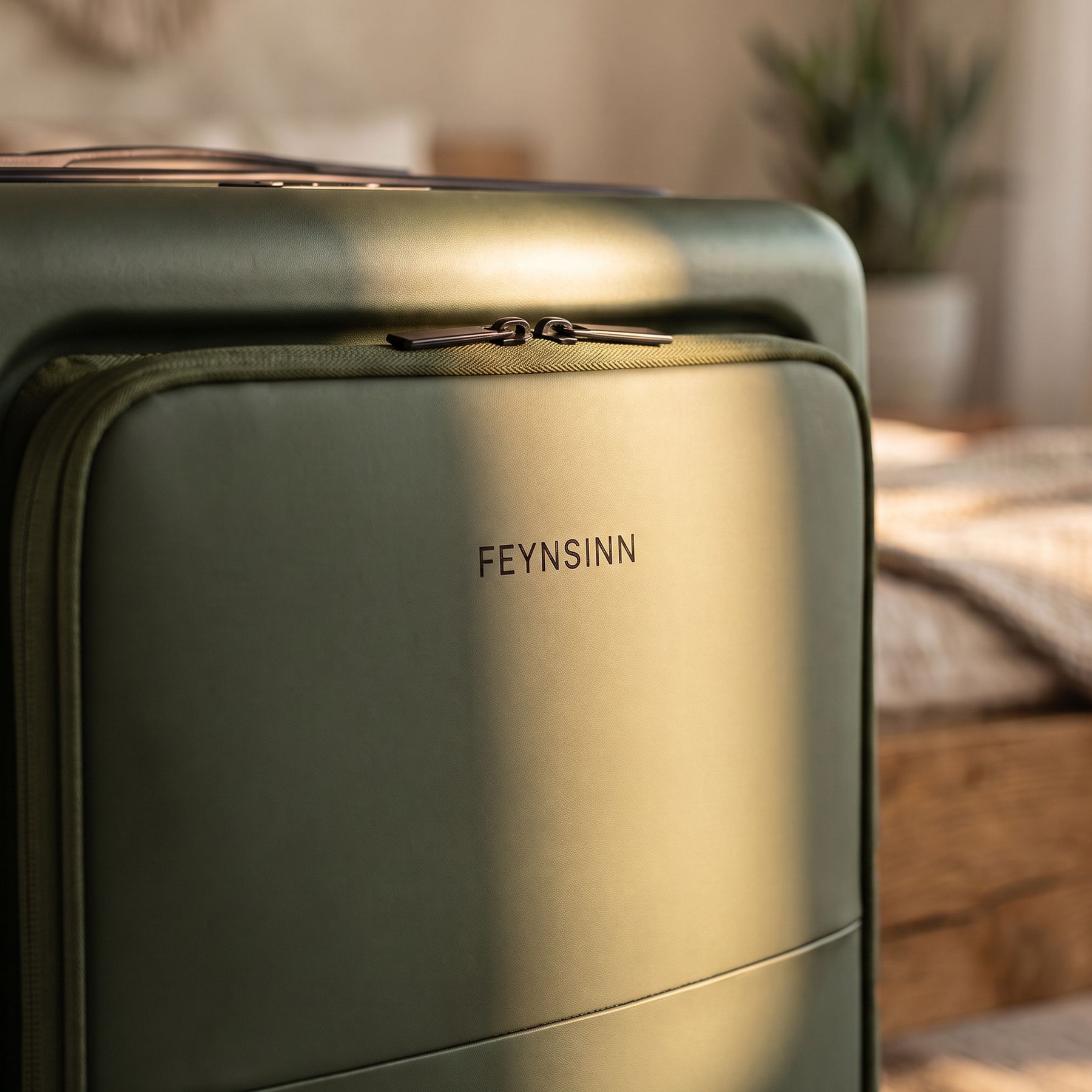 Handgepäck Ryker Smart mit Laptopfach Inuse olive Laptopfach Mood