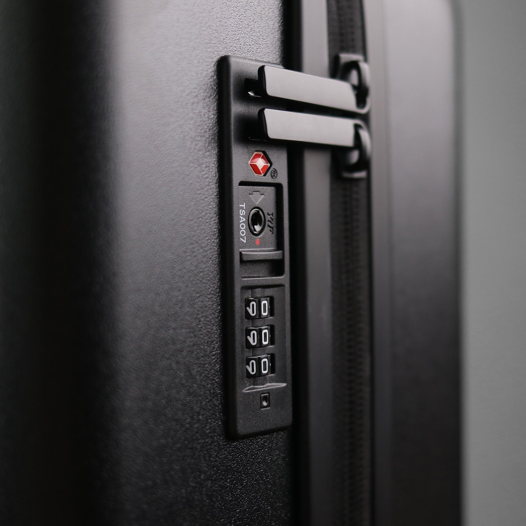 FEYNSINN Handgepäck-Koffer RYKER Kabinen-Trolley Hartschale 50076