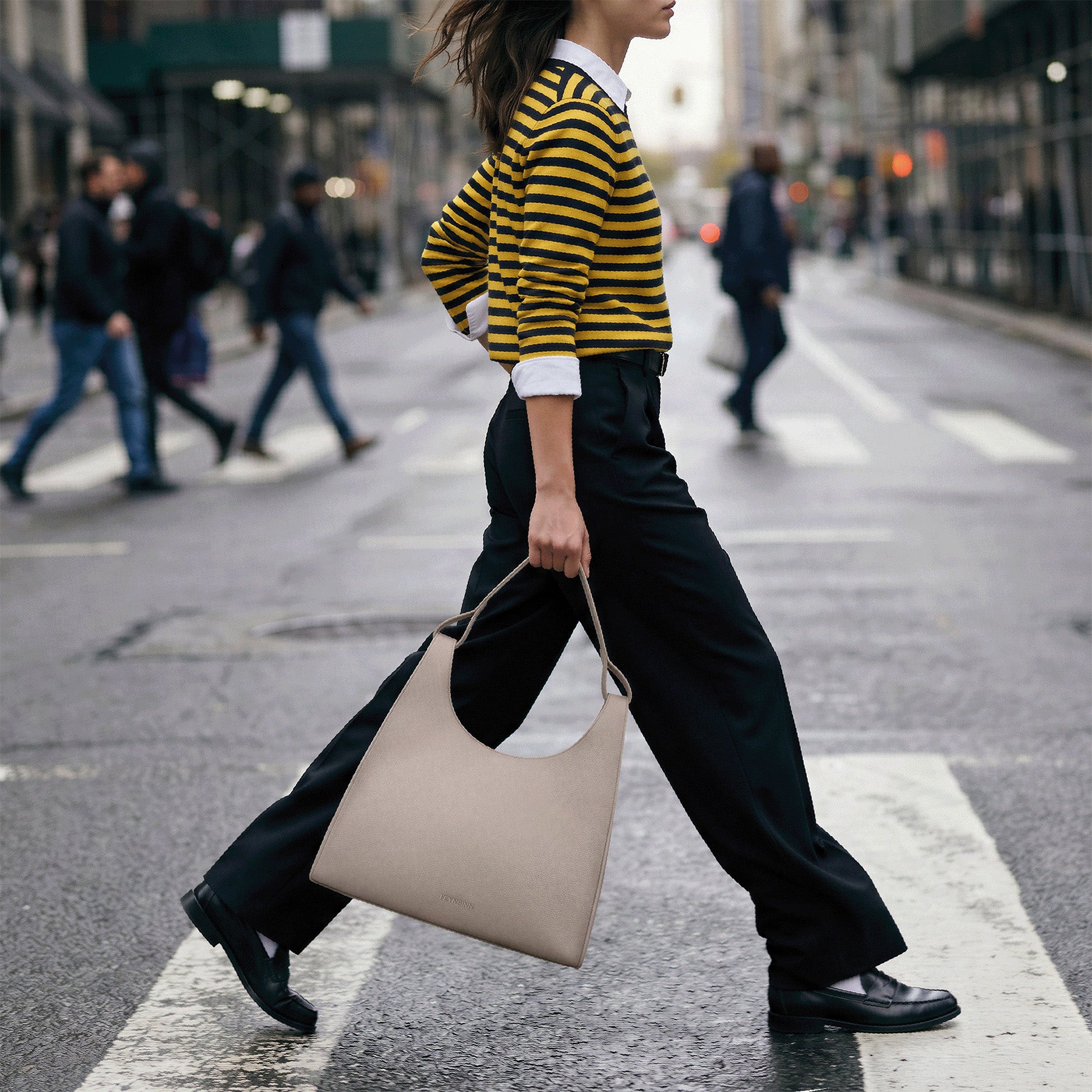 Hobo Bag sand Leder Ebba Inuse