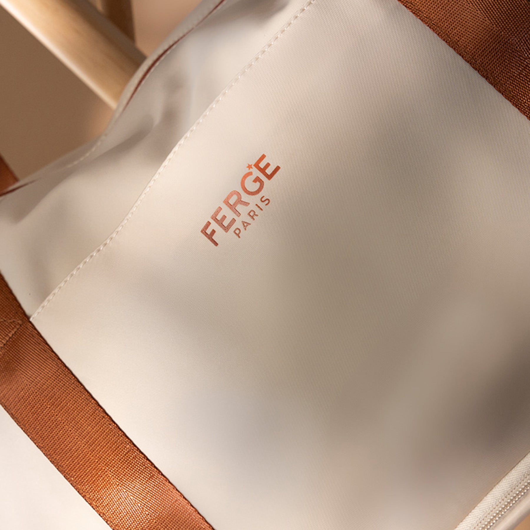 Bild von Nylon Material beige