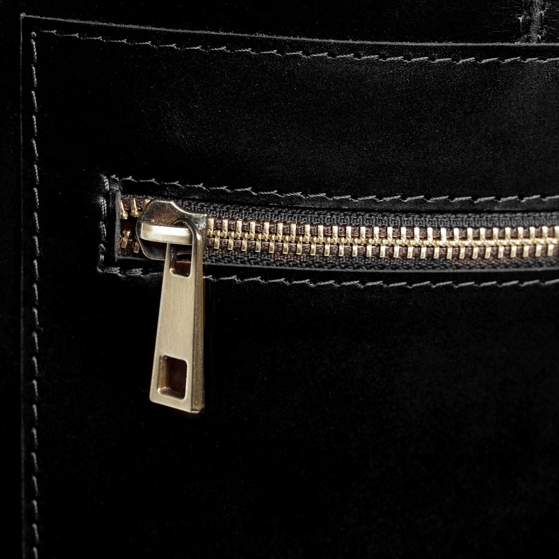 SID & VAIN Lederschürze HEATHROW schwarz 15284
