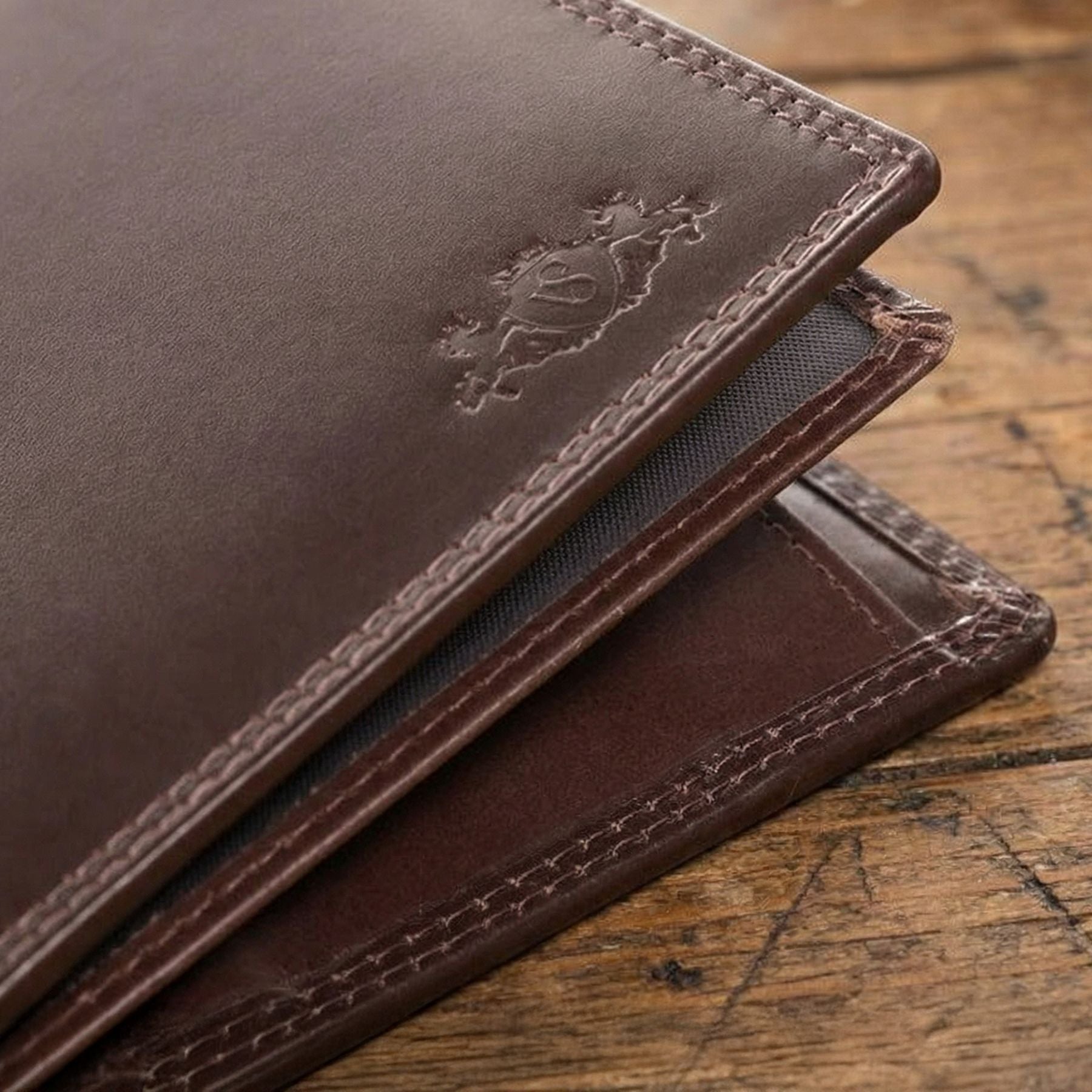 ELLIOT_Cognac_Brown_Qualitaet