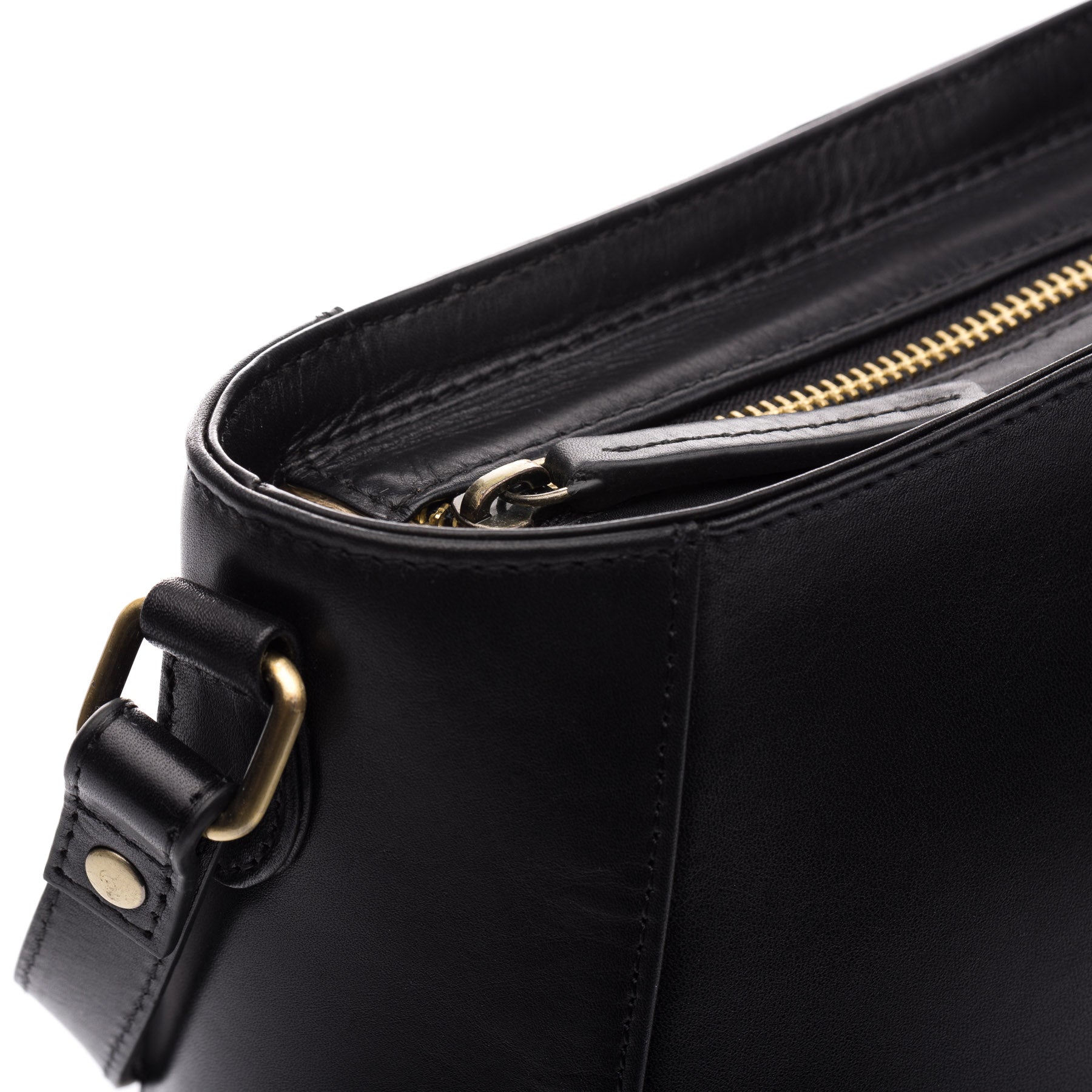 SID & VAIN Schultertasche Leder ALBANY schwarz oder braun 38857