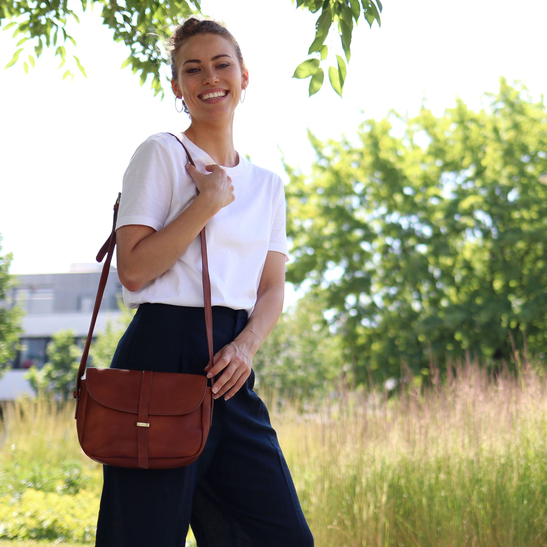 SID & VAIN Schultertasche Leder & Umhängetasche Leder klein ELLIE chestnut 40465