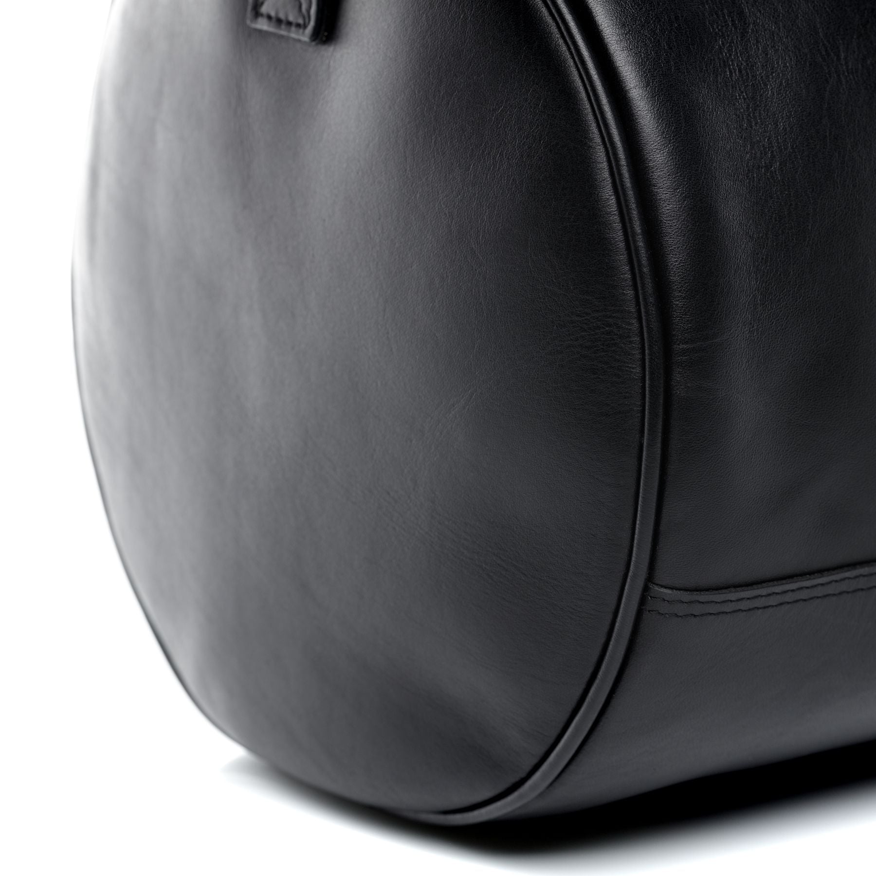 FEYNSINN BERLIN Sporttasche Leder FINLAY schwarz 19869