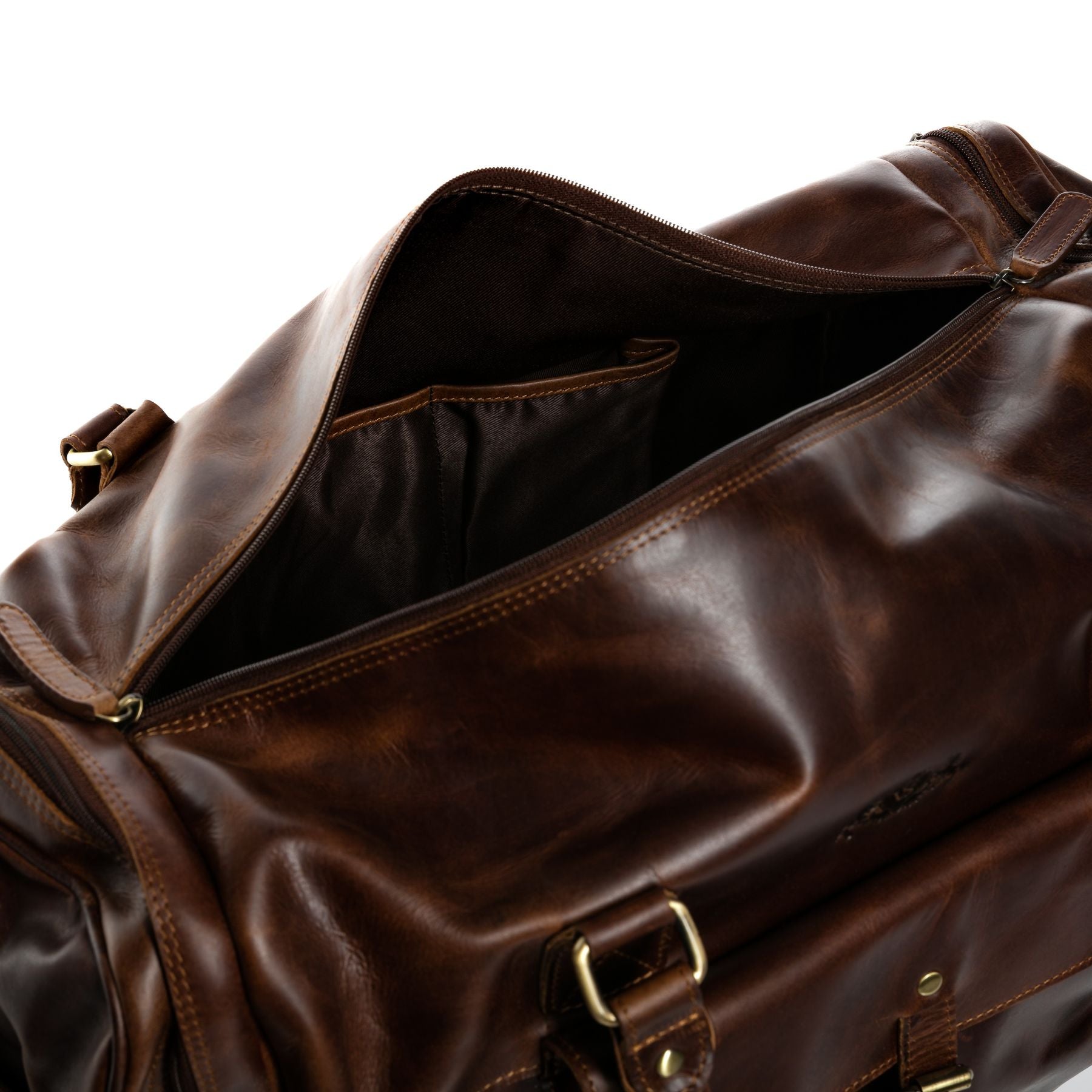 Detailbild vom inneren Fach der Reisetasche aus Leder 